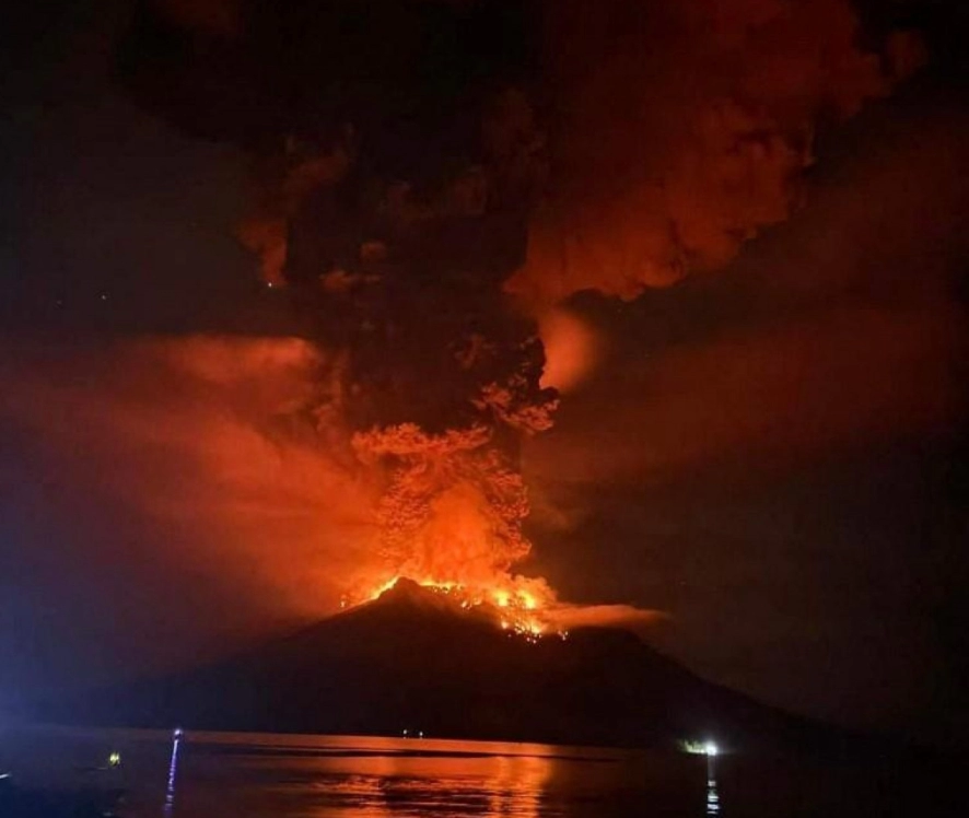 Eruptirao indonezijski Vulkan, evakuirali ljude